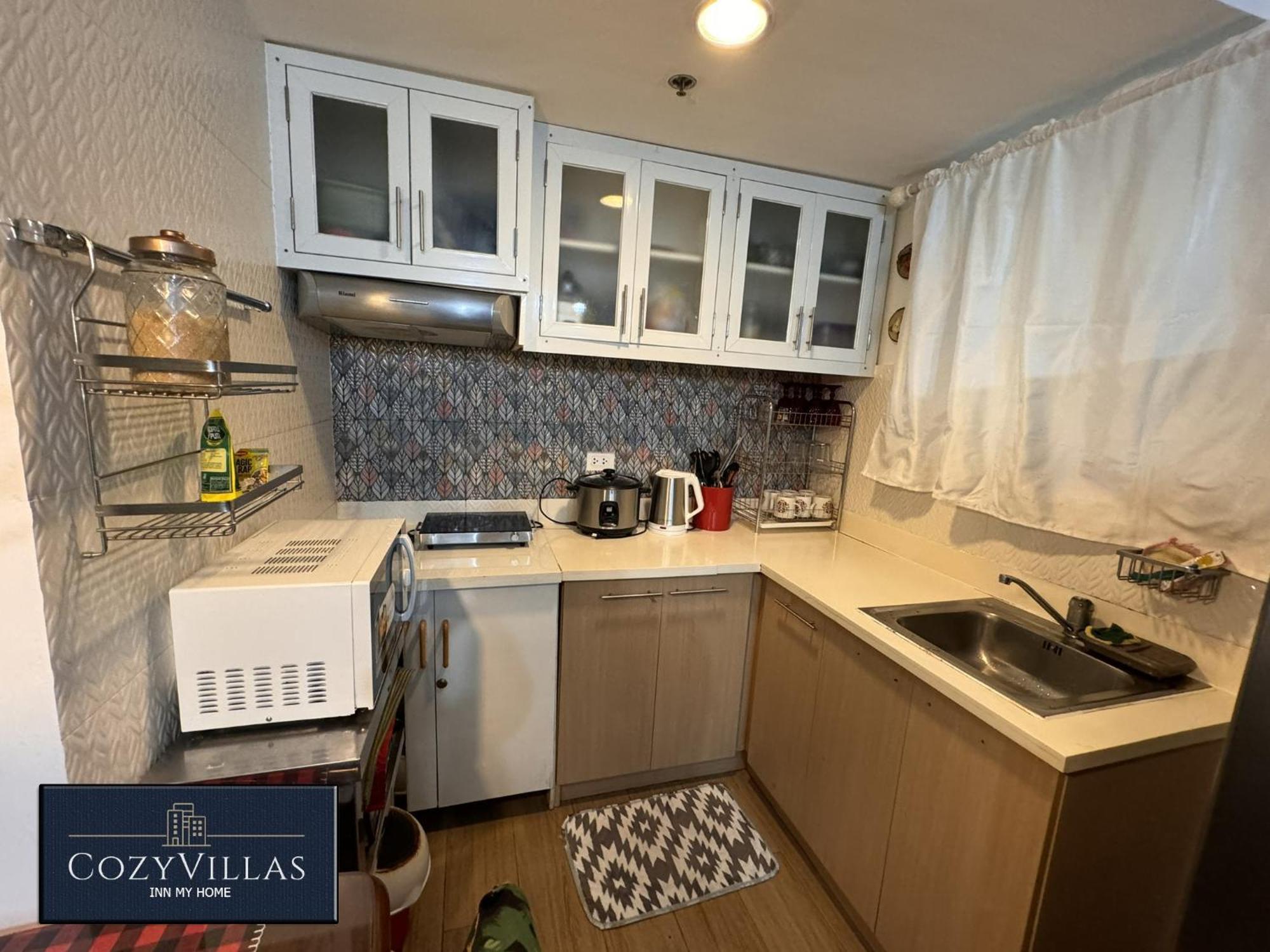 Cozyvilla At Pine Suites Tagaytay 2Br Or Studio With Free Parking 2Br In Basement Parking And Studio In Offsite Parking Tagaytay City Esterno foto