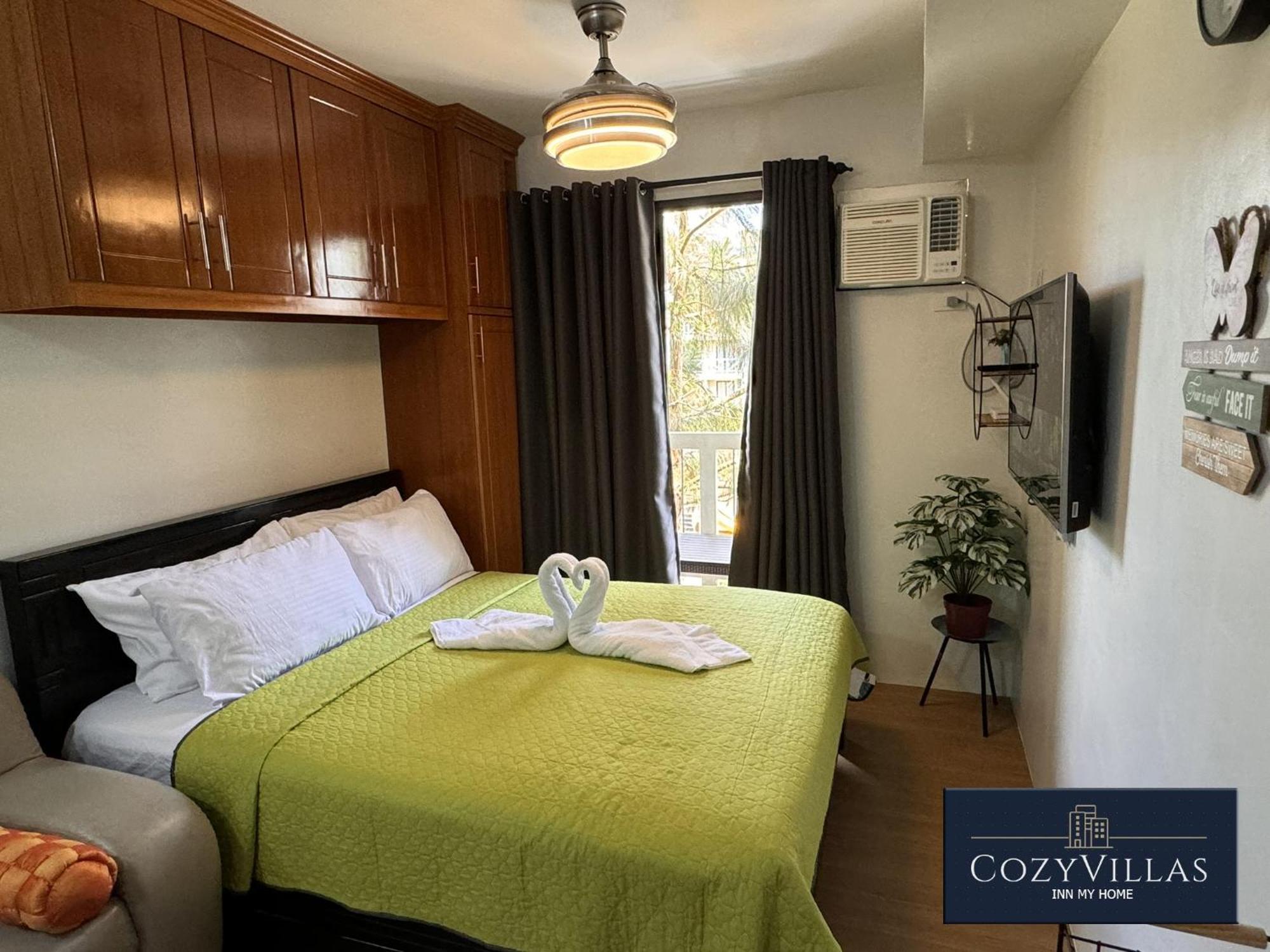 Cozyvilla At Pine Suites Tagaytay 2Br Or Studio With Free Parking 2Br In Basement Parking And Studio In Offsite Parking Tagaytay City Esterno foto